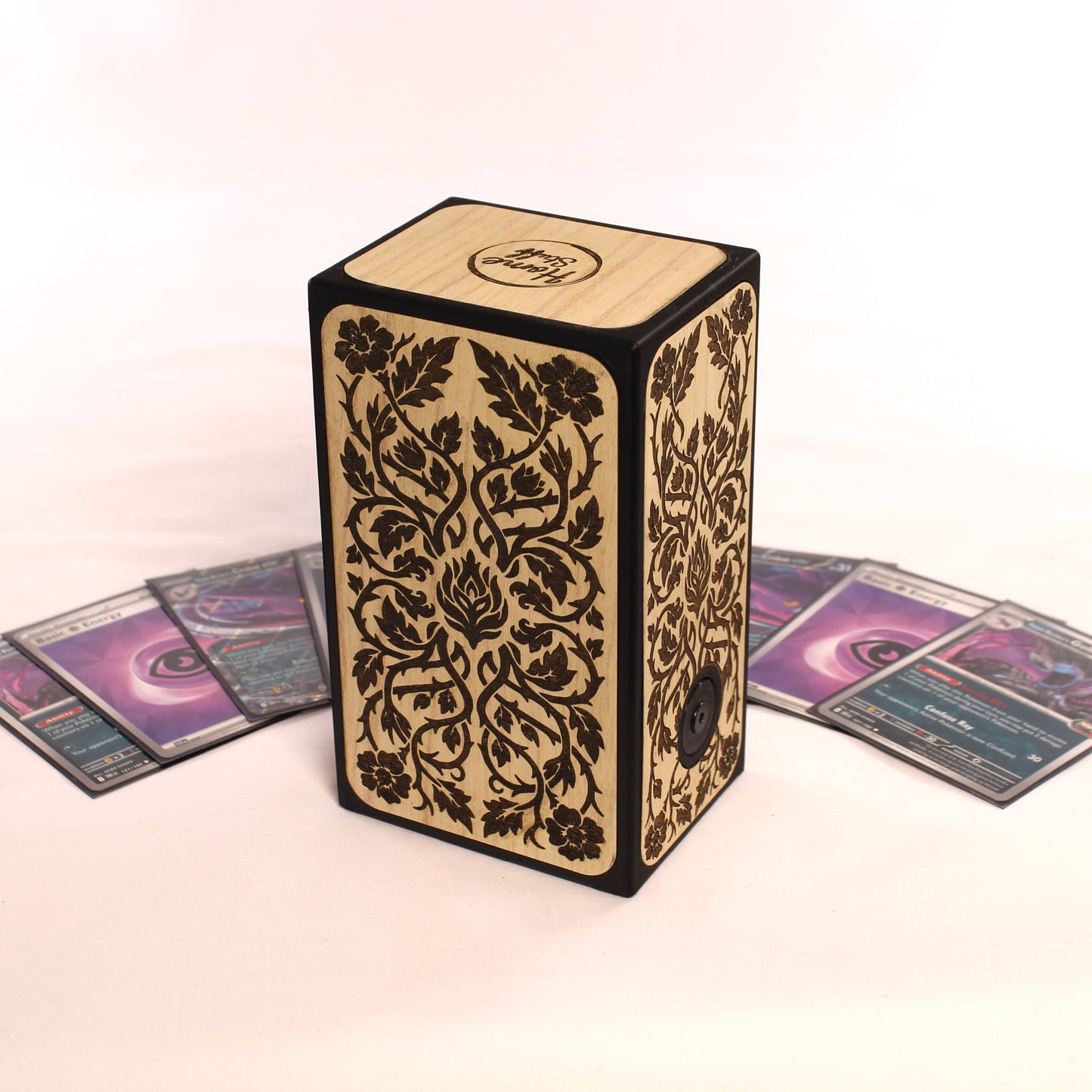 Batión-60 | Deck box para cartas y dados